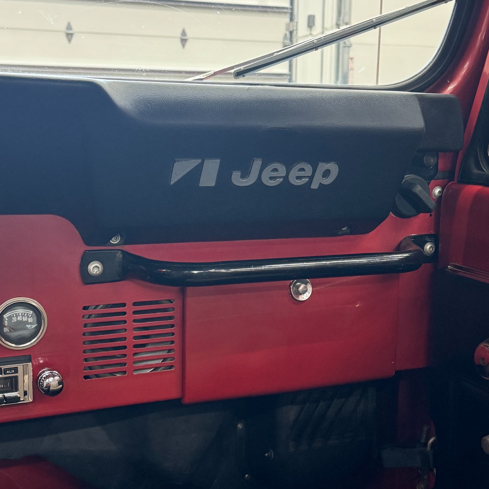 Jeep-CJ-1983-12