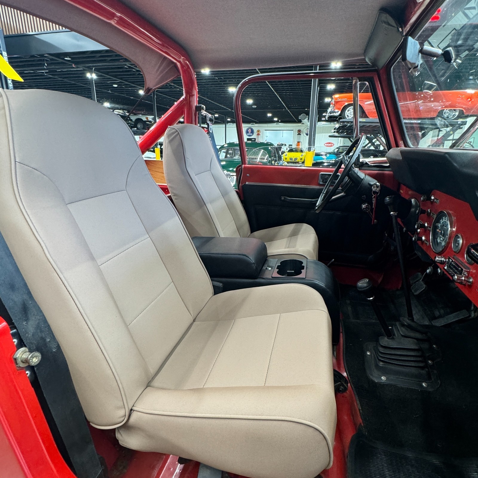 Jeep-CJ-1983-6