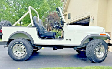 Jeep-CJ-1984-SUV-15