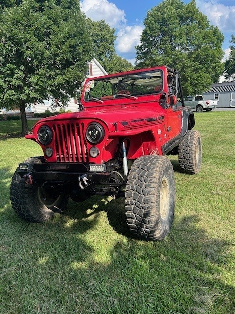 Jeep-CJ-1985-SUV-3