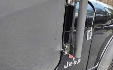 Jeep-CJ-5-1978-28