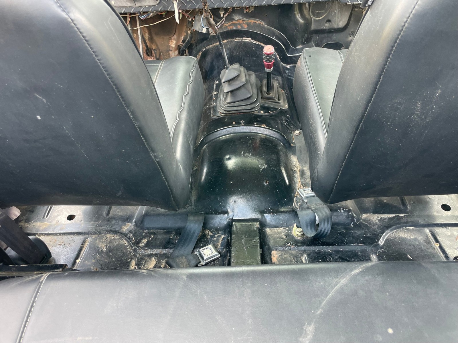 Jeep-CJ-7-1983-22