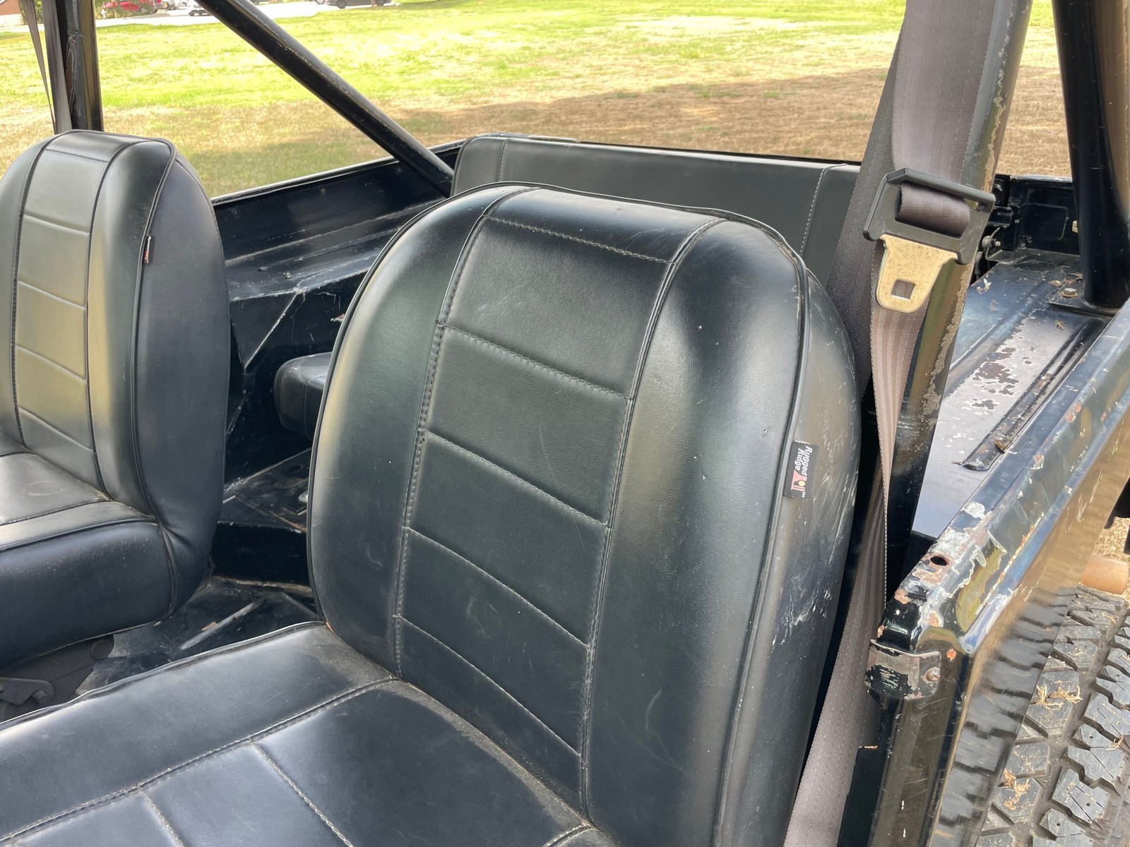 Jeep-CJ-7-1983-3