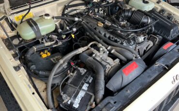 Jeep-Cherokee-1987-SUV-27