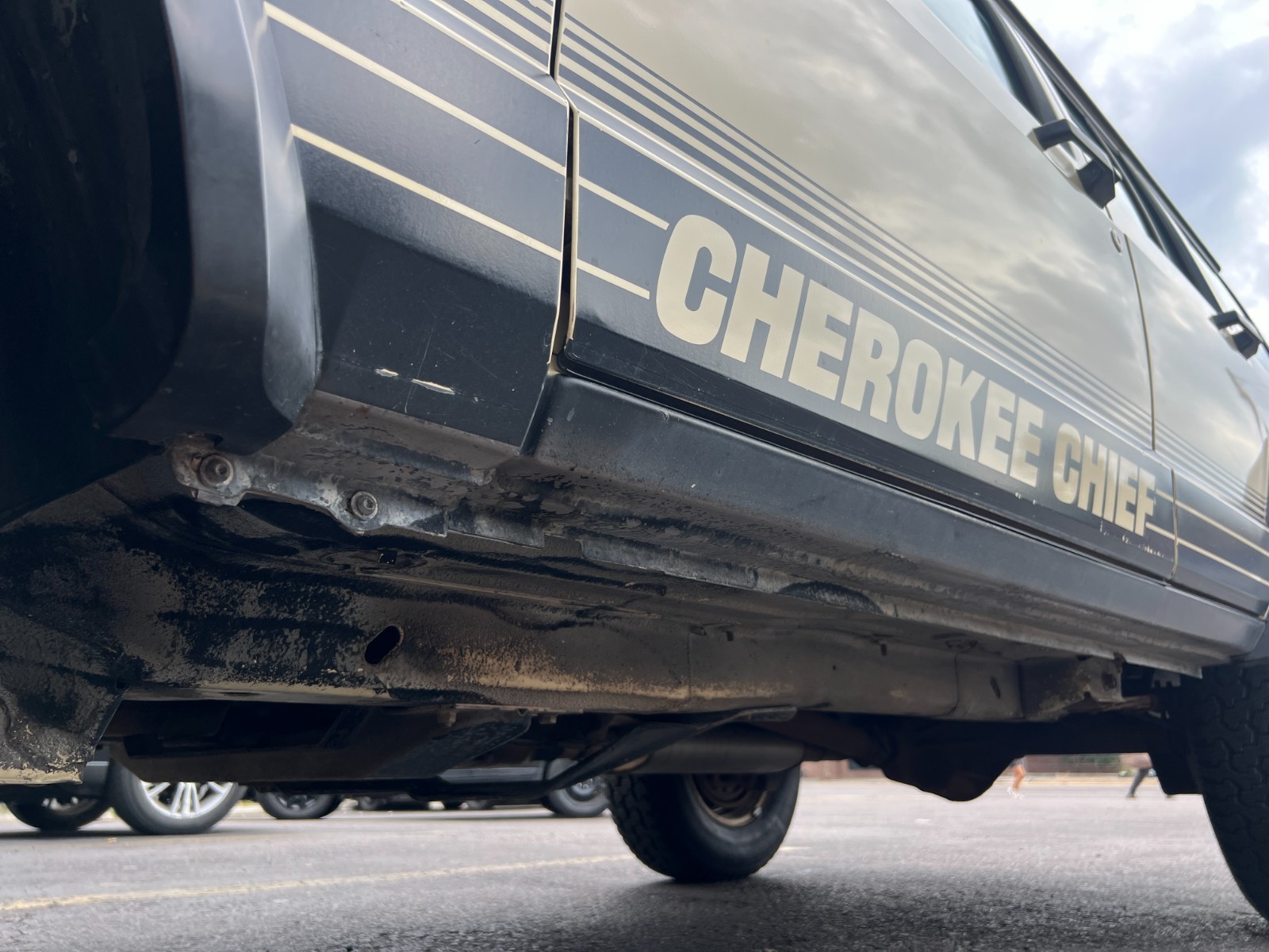 Jeep-Cherokee-1987-SUV-30