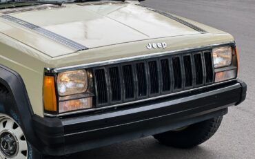 Jeep-Cherokee-1987-SUV-8