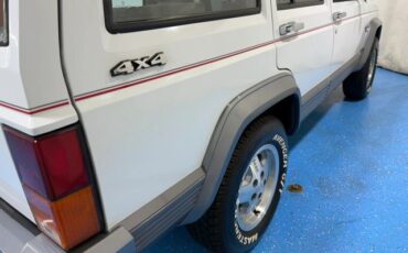 Jeep-Cherokee-1991-SUV-17