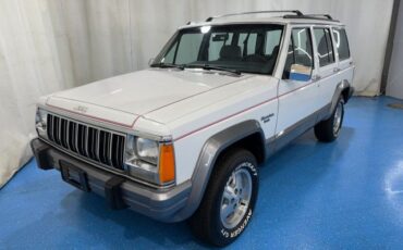 Jeep-Cherokee-1991-SUV-3