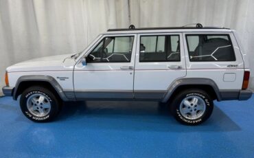 Jeep-Cherokee-1991-SUV-4
