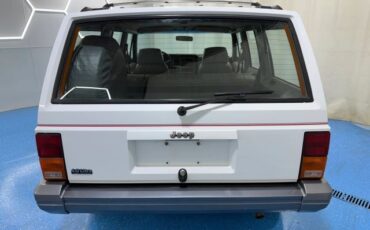 Jeep-Cherokee-1991-SUV-6