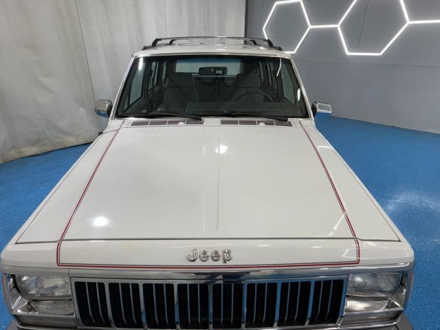 Jeep-Cherokee-1991-SUV-8