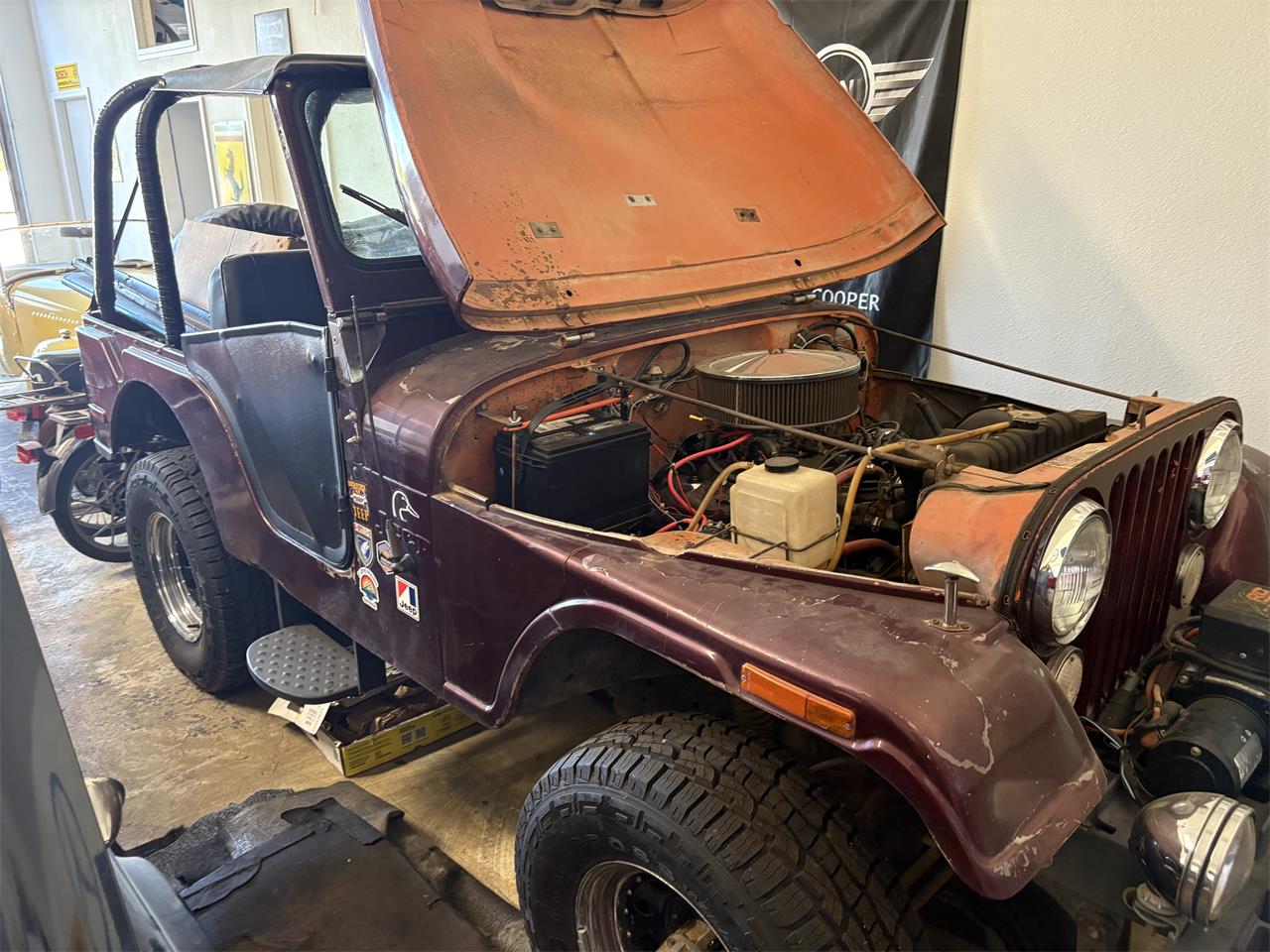 Jeep-Cj5-1972-Burgandy-Black-4