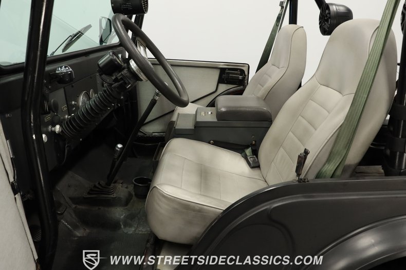 Jeep-Cj5-1975-Matte-Black-Gray-36