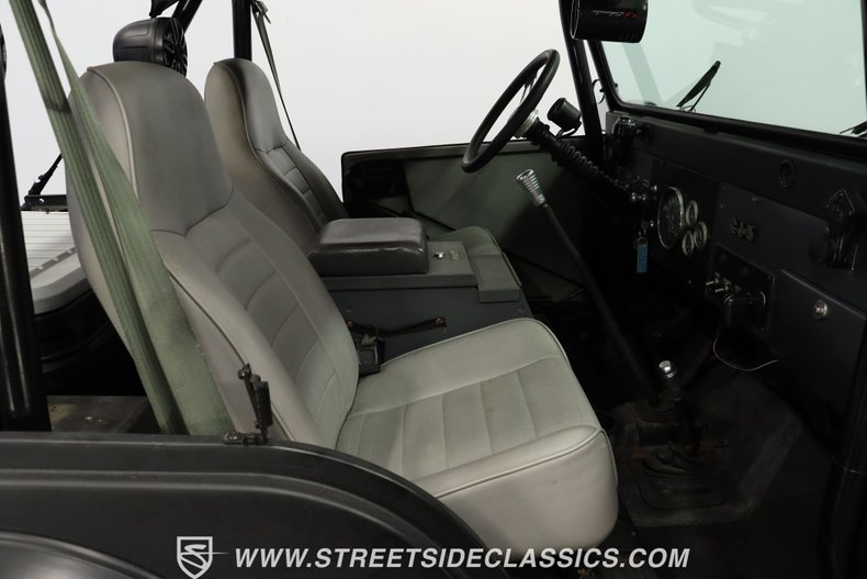 Jeep-Cj5-1975-Matte-Black-Gray-43