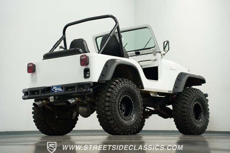 Jeep-Cj5-1979-White-Black-10
