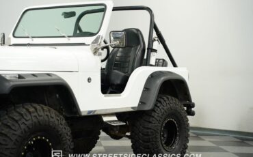 Jeep-Cj5-1979-White-Black-23