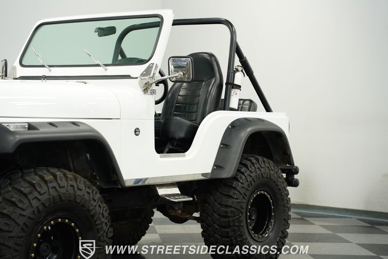 Jeep-Cj5-1979-White-Black-23