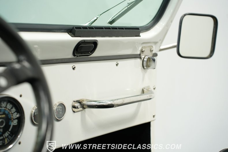 Jeep-Cj5-1979-White-Black-42