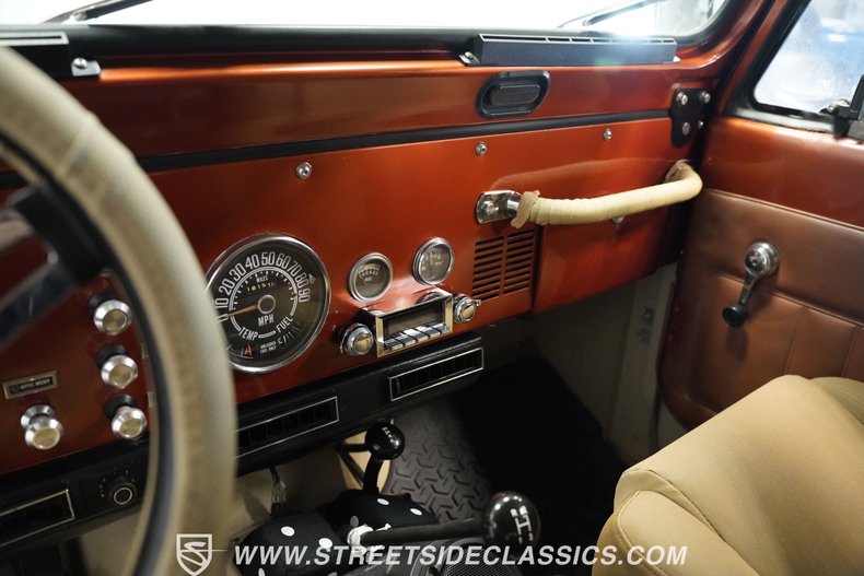 Jeep-Cj7-1976-Orange-Tan-3