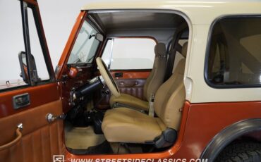 Jeep-Cj7-1976-Orange-Tan