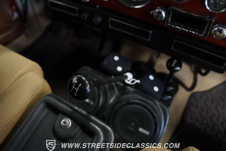 Jeep-Cj7-1976-Orange-Tan-40