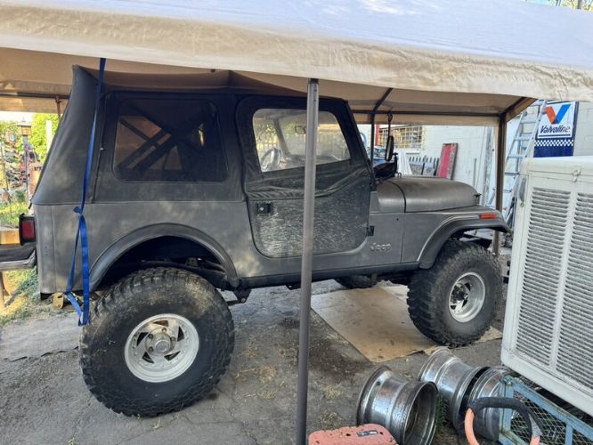 Jeep-Cj7-1977-Gray-Black-5