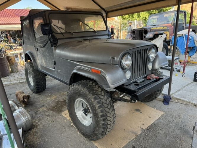 Jeep-Cj7-1977-Gray-Black