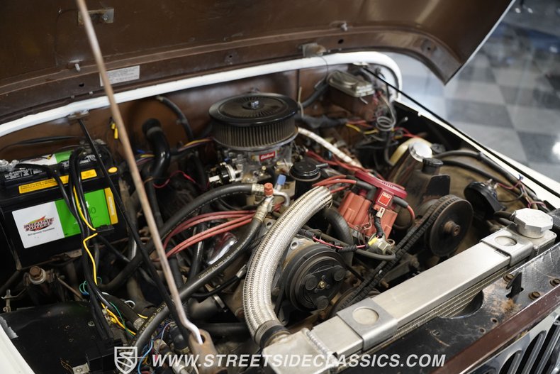Jeep-Cj7-1980-White-Tan-21