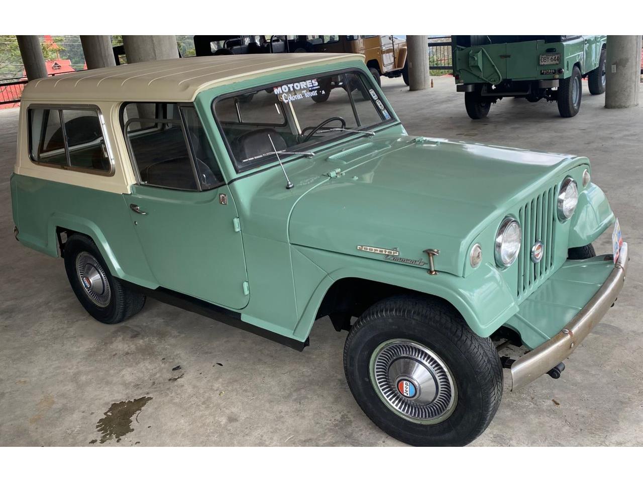 Jeep-Commando-1968-Green-Black-5