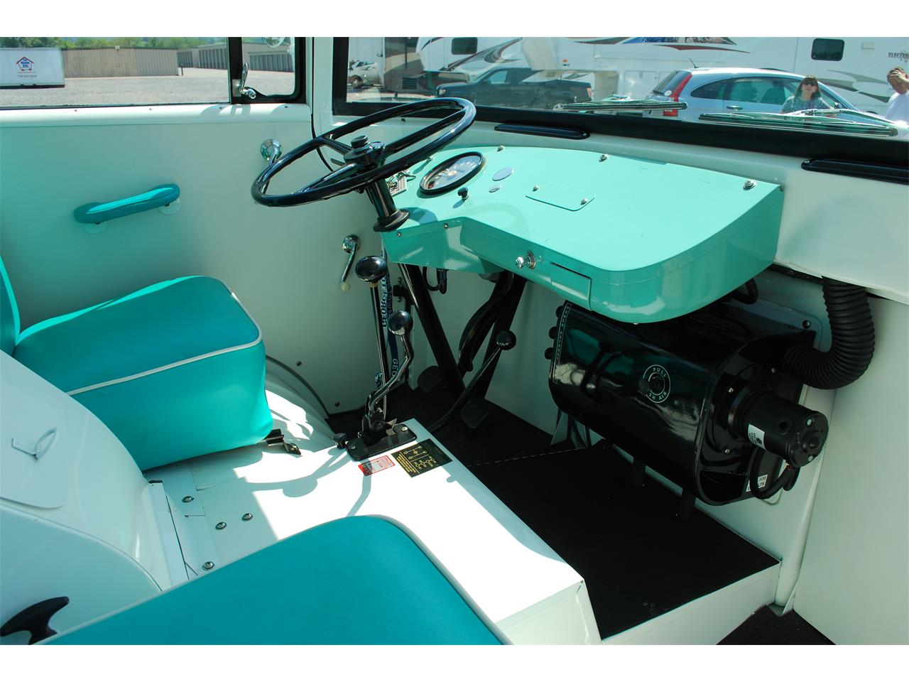 Jeep-Fc-150-1957-Green-White-Green-10