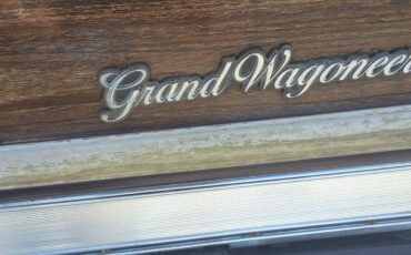 Jeep-Grand-Wagoneer-1989-SUV-11