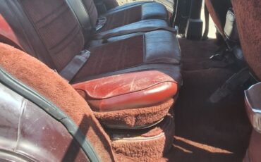 Jeep-Grand-Wagoneer-1989-SUV-14