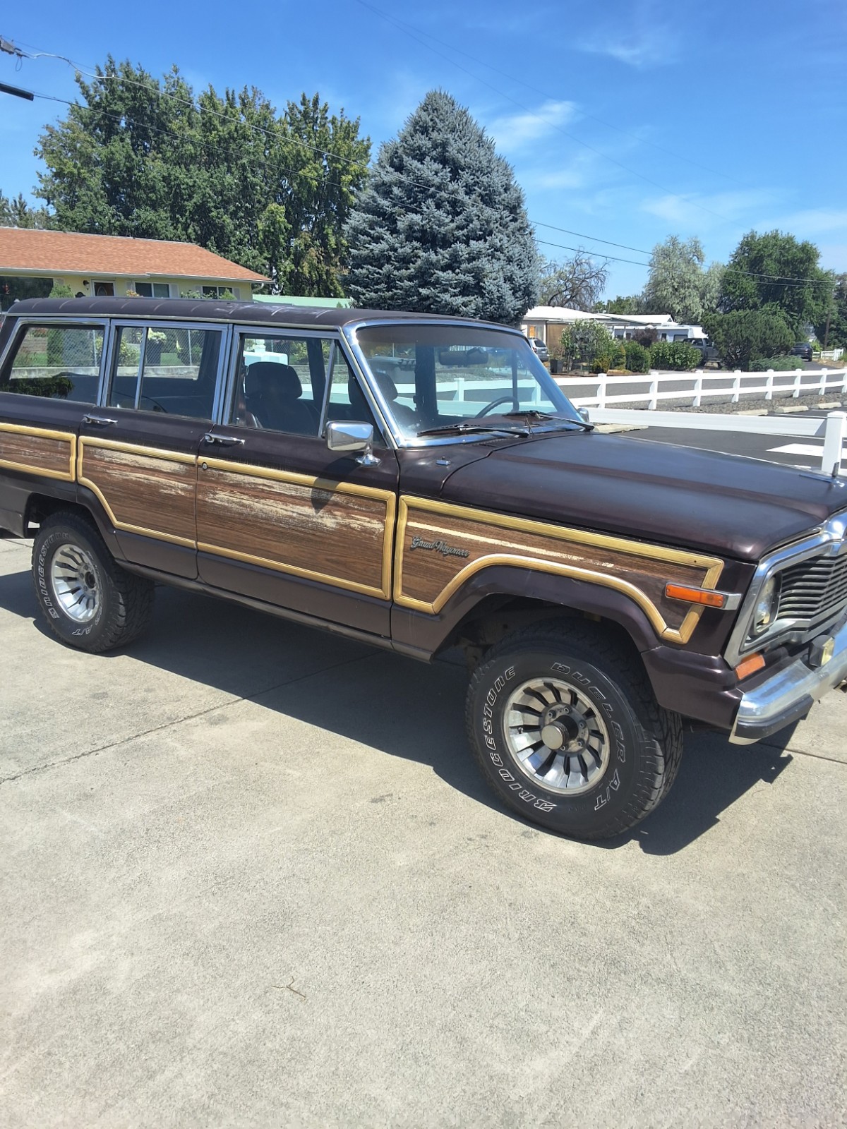 Jeep-Grand-Wagoneer-1989-SUV