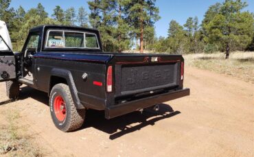 Jeep-J10-1976-Black-Gray-1