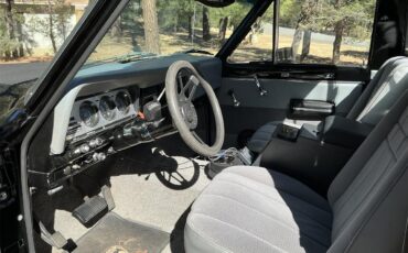 Jeep-J10-1976-Black-Gray-17