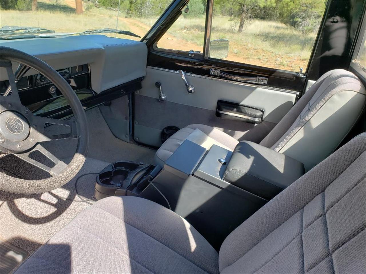 Jeep-J10-1976-Black-Gray-18