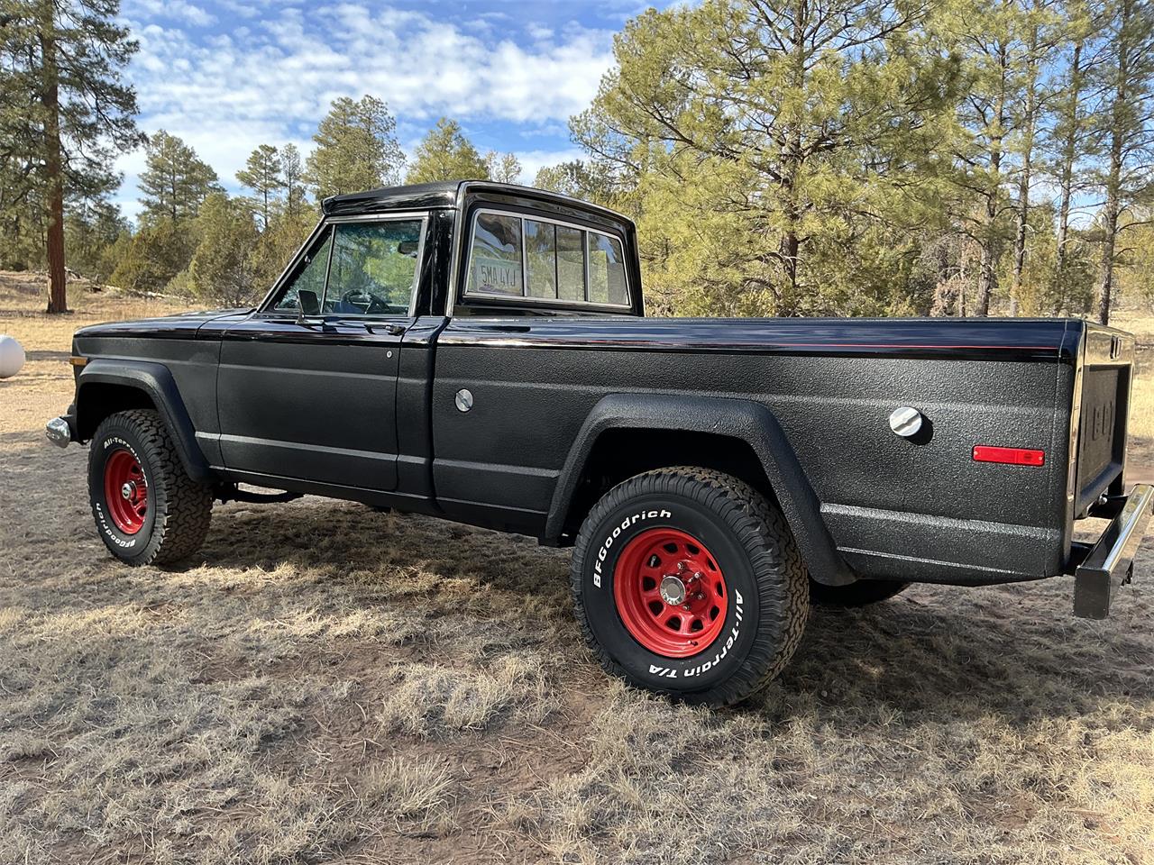 Jeep-J10-1976-Black-Gray-4