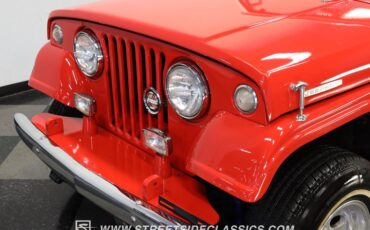 Jeep-Jeepster-1968-Red-Tan-17