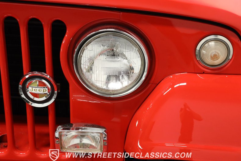 Jeep-Jeepster-1968-Red-Tan-18