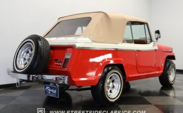 Jeep-Jeepster-1968-Red-Tan-23