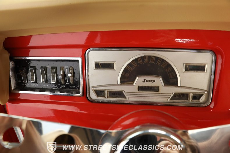 Jeep-Jeepster-1968-Red-Tan-34