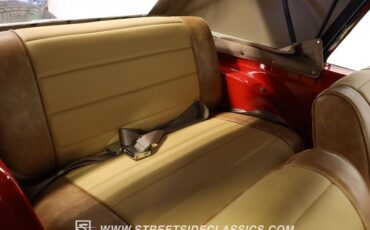 Jeep-Jeepster-1968-Red-Tan-43