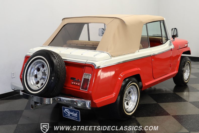 Jeep-Jeepster-1968-Red-Tan-9