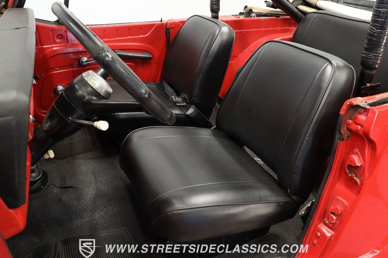 Jeep-Other-1969-Red-Black-39