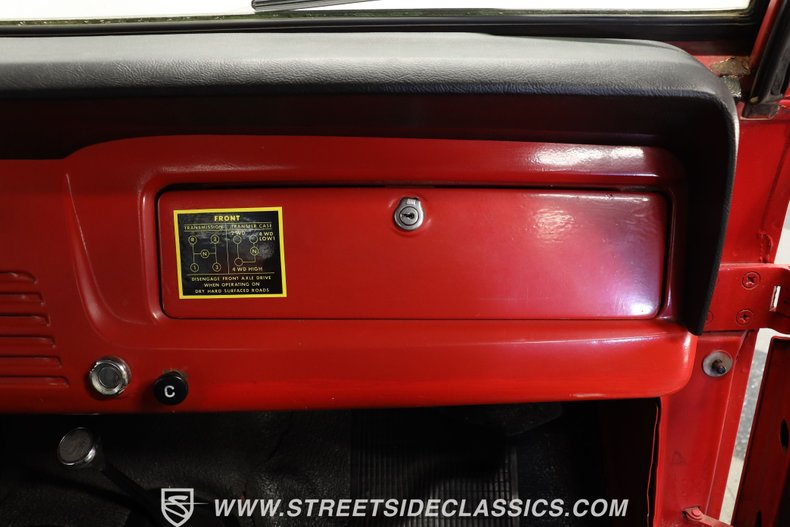 Jeep-Other-1969-Red-Black-46