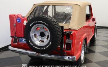 Jeep-Other-1969-Red-Black-8