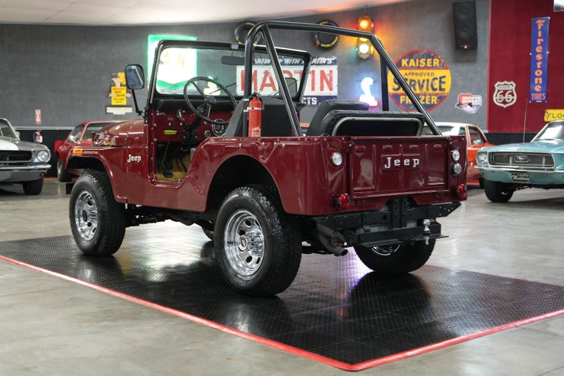 Jeep-Other-1973-Maroon-Tan-21