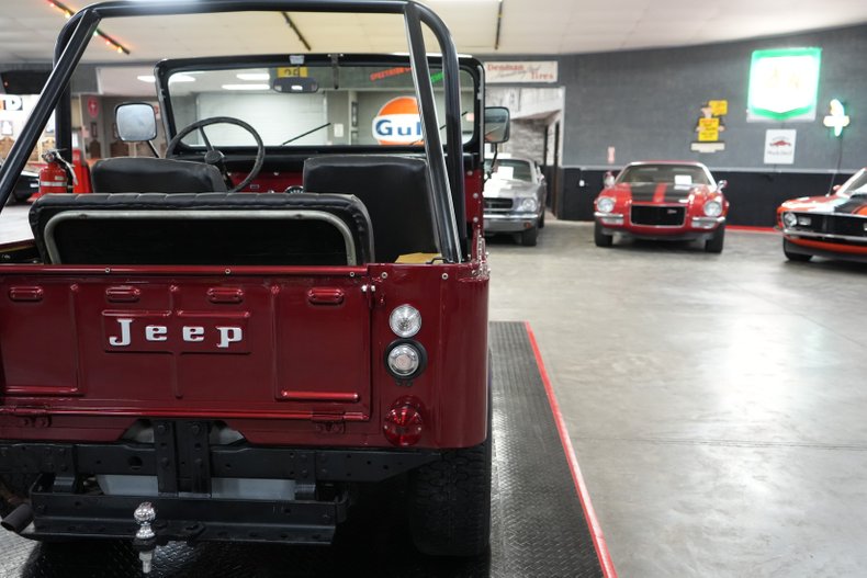 Jeep-Other-1973-Maroon-Tan-32