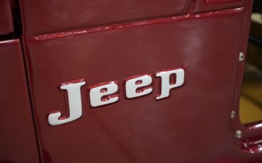 Jeep-Other-1973-Maroon-Tan-37