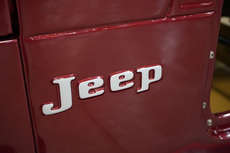 Jeep-Other-1973-Maroon-Tan-37